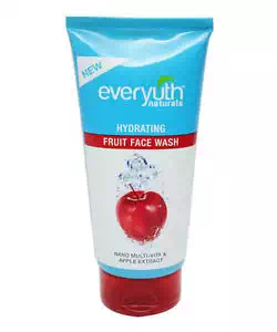 EVERYUTH HYDRATING FRUIT FACE WASH 50 gm