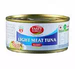 Tasty nibbles light meat tuna flakes in water